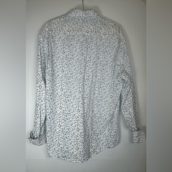 Denim & Flower Blue and White Floral Long Sleeve Button Down Shirt. Size XL - Picture 2 of 9